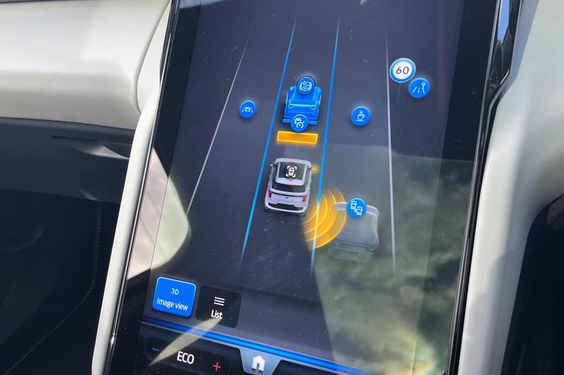 Used Ford Explorer 2024 for sale - 76631375: Photo 32