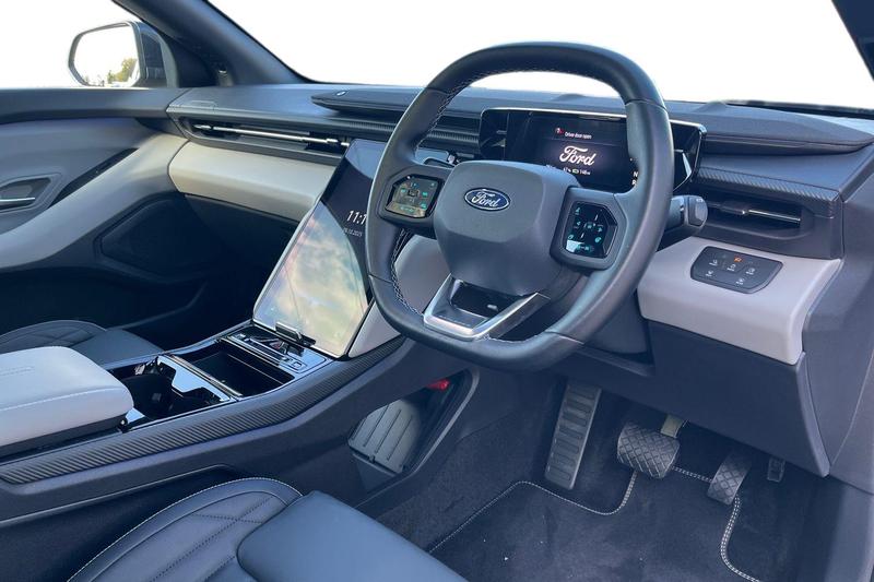 Used Ford Explorer 2024 for sale - 76631375: Photo 9