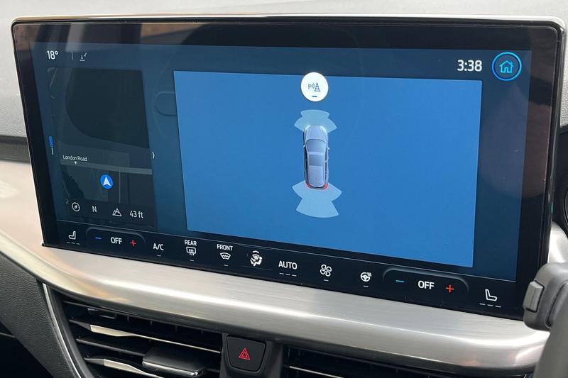 Used Ford Focus 2024 for sale - 76616299: Photo 28