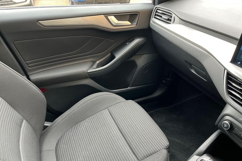 Used Ford Focus 2024 for sale - 76616299: Photo 34