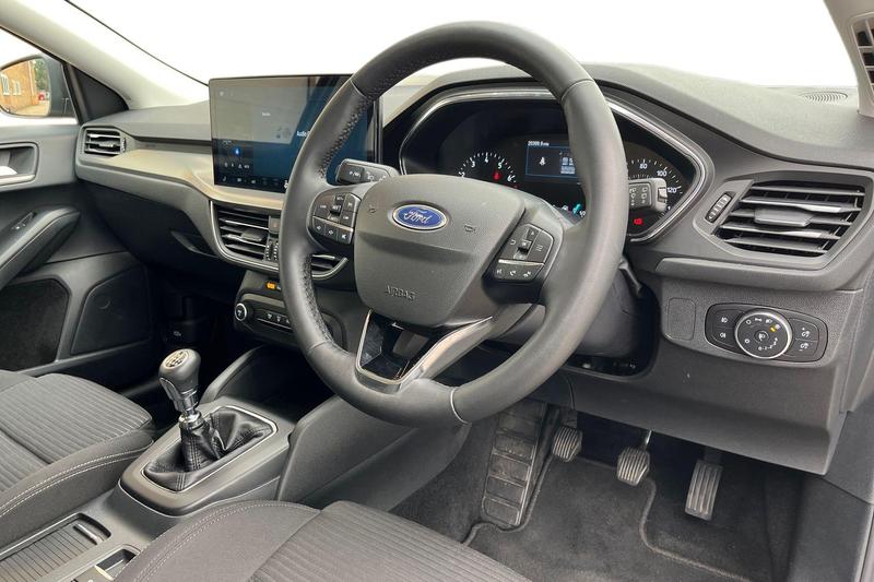 Used Ford Focus 2024 for sale - 76616299: Photo 9