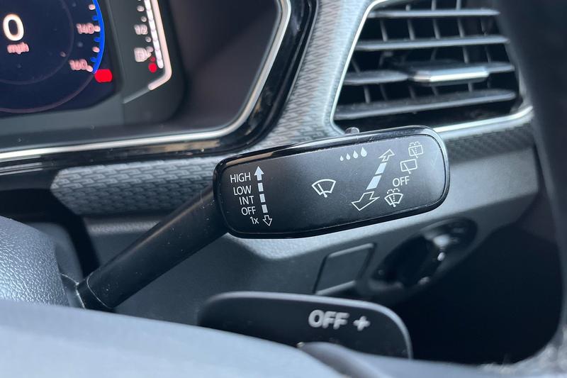 Used Volkswagen T-Cross 2024 for sale - 77388350: Photo 15