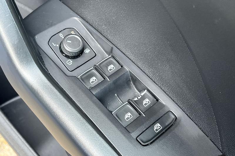 Used Volkswagen T-Cross 2024 for sale - 77388350: Photo 16