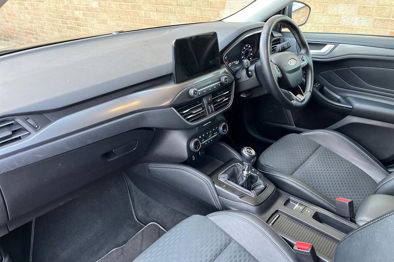 Used Ford Focus 2019 for sale - 76621558: Photo 18