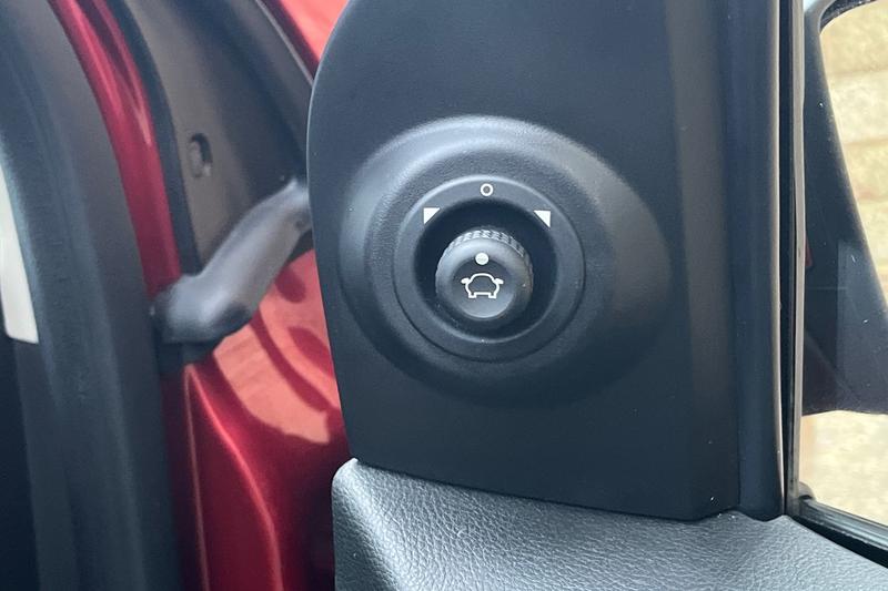 Used Ford Ka+ 2019 for sale - 76858831: Photo 23