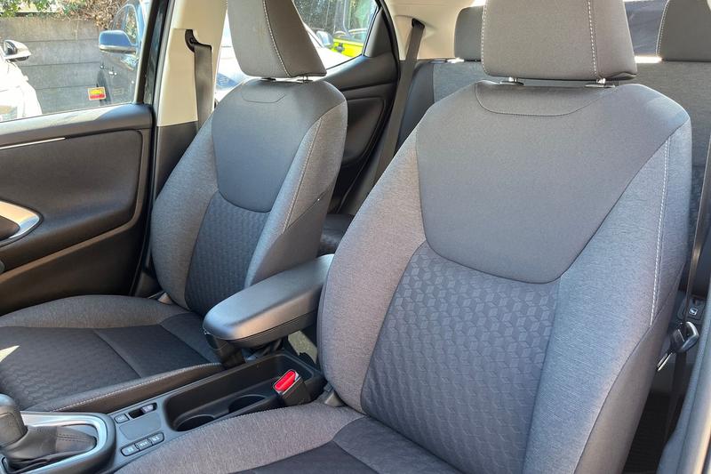 Used Toyota Yaris 2023 for sale - 77934923: Photo 19