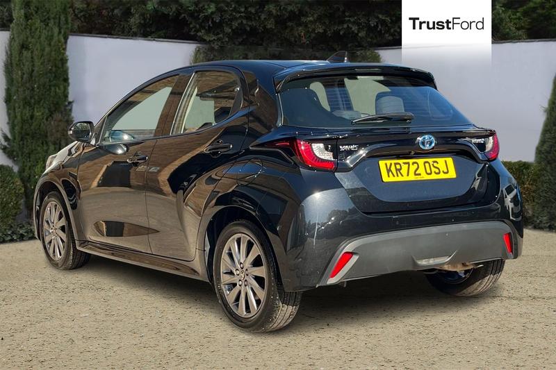 Used Toyota Yaris 2023 for sale - 77934923: Photo 2