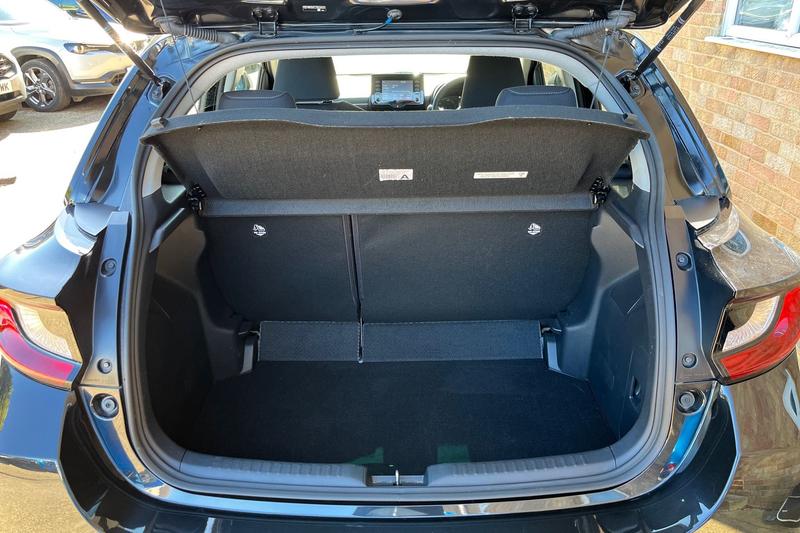 Used Toyota Yaris 2023 for sale - 77934923: Photo 21