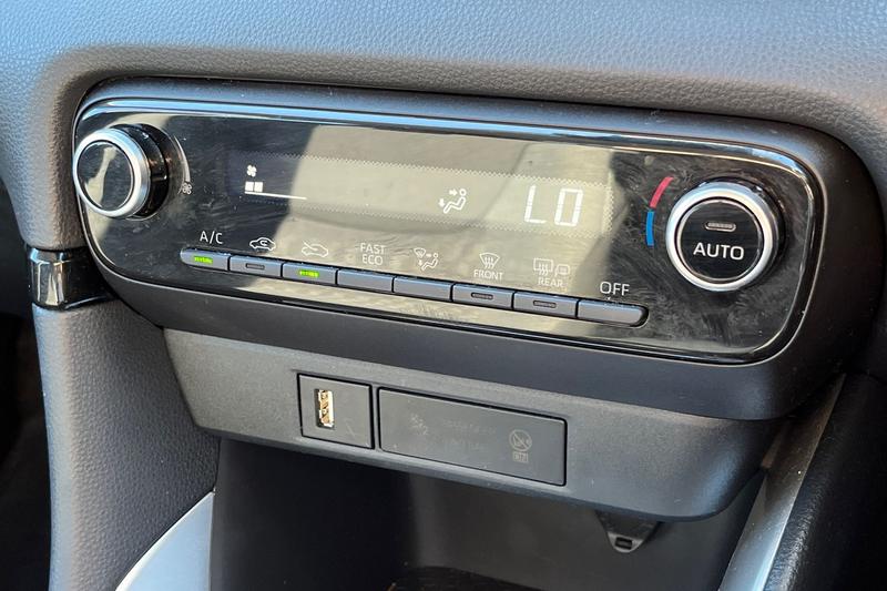 Used Toyota Yaris 2023 for sale - 77934923: Photo 27