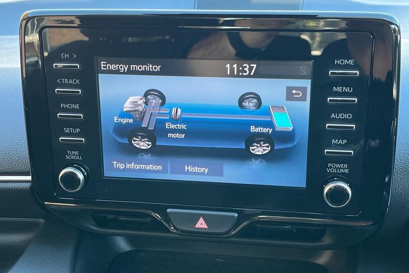 Used Toyota Yaris 2023 for sale - 77934923: Photo 29