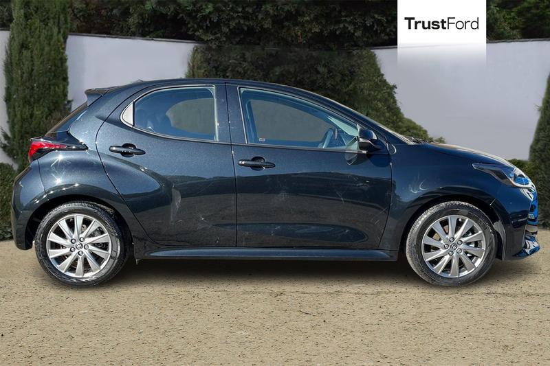 Used Toyota Yaris 2023 for sale - 77934923: Photo 3