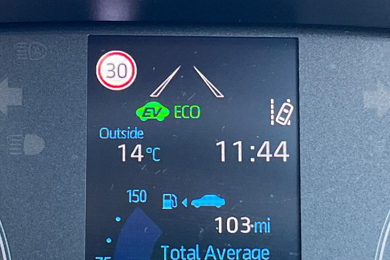 Used Toyota Yaris 2023 for sale - 77934923: Photo 34