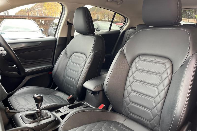 Used Ford Focus 2022 for sale - 77088160: Photo 19