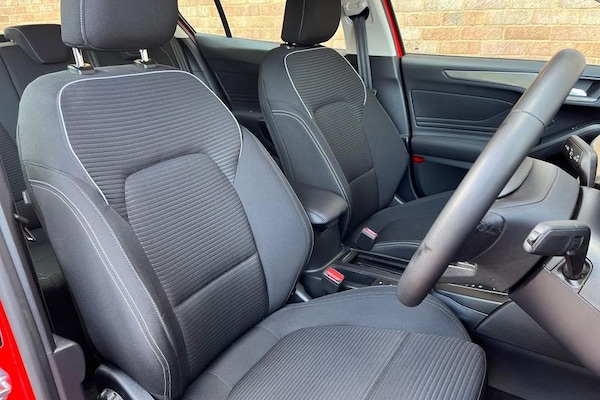 Used Ford Focus 2023 for sale - 76209391: Photo 17