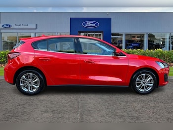 Used Ford Focus 2023 for sale - 76209391: Photo 3
