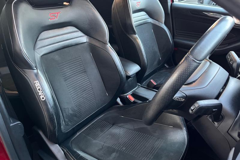 Used Ford Focus 2019 for sale - 76853492: Photo 17