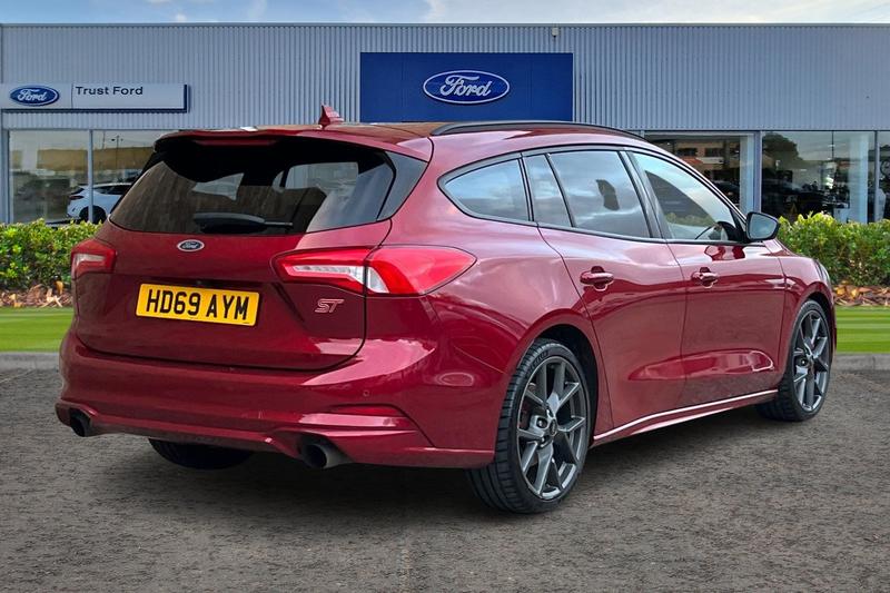 Used Ford Focus 2019 for sale - 76853492: Photo 4