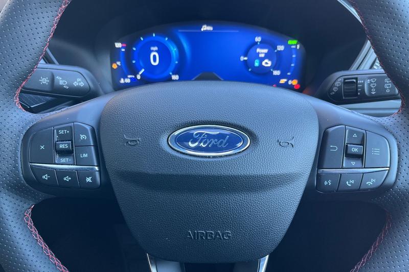 Used Ford Kuga 2023 for sale - 77198980: Photo 12