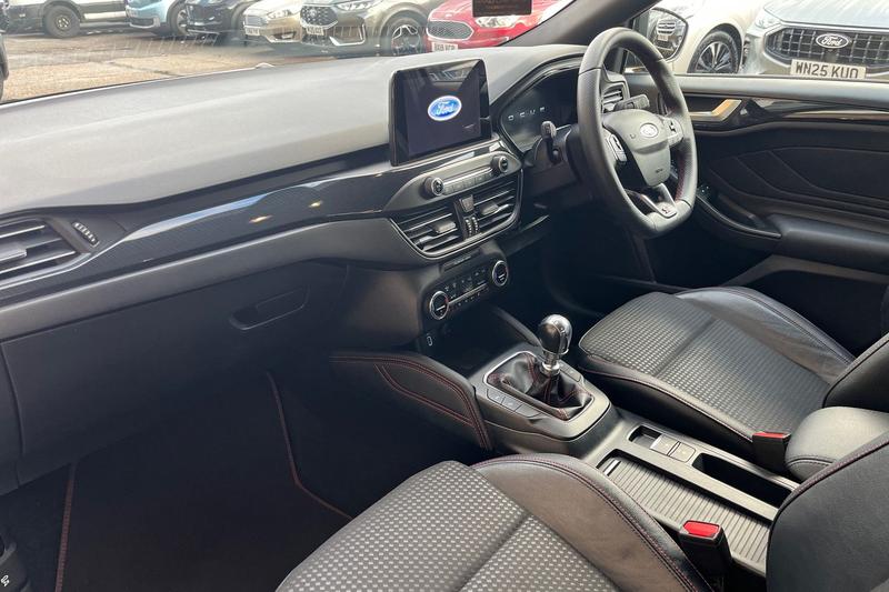 Used Ford Focus 2020 for sale - 76895630: Photo 18