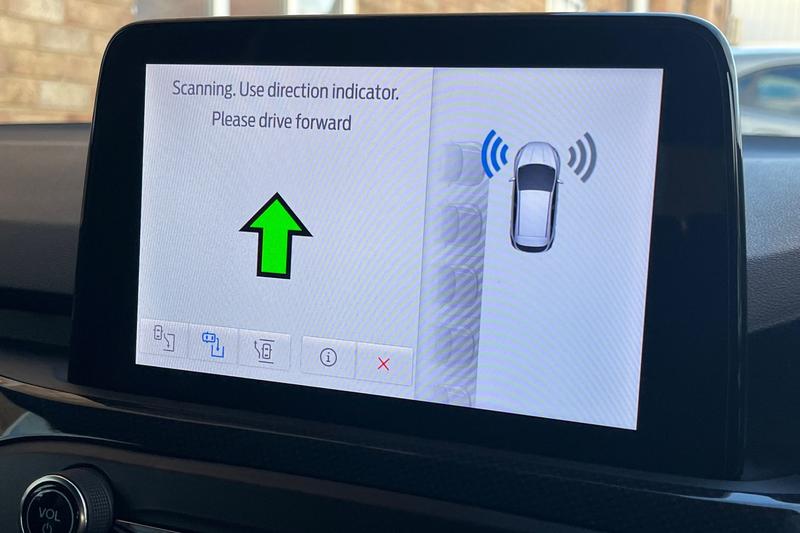 Used Ford Focus 2020 for sale - 76895630: Photo 30