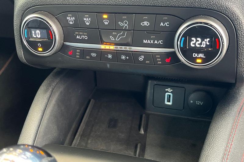 Used Ford Focus 2020 for sale - 76895630: Photo 32