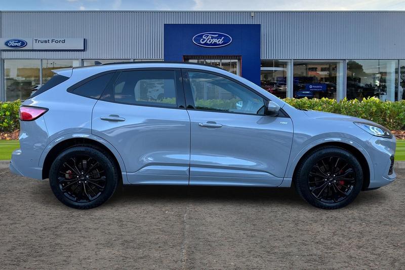 Used Ford Kuga 2023 for sale - 76362989: Photo 3