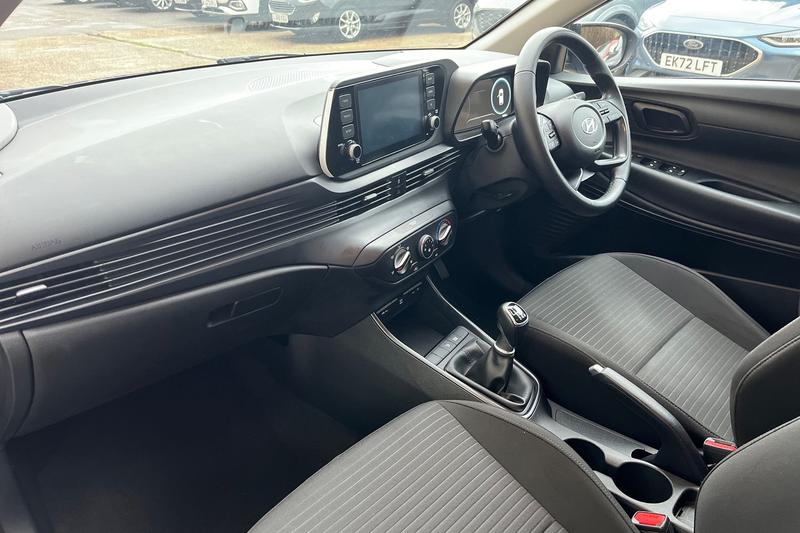 Used Hyundai i20 2022 for sale - 76551744: Photo 18