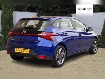 Used Hyundai i20 2022 for sale - 76551744: Photo