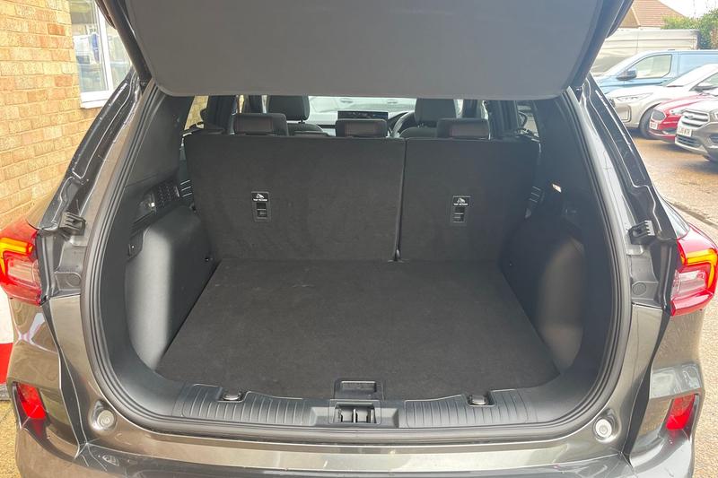 Used Ford Kuga 2025 for sale - 76862476: Photo 21