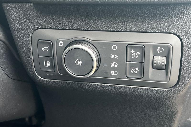 Used Ford Kuga 2025 for sale - 76862476: Photo 24