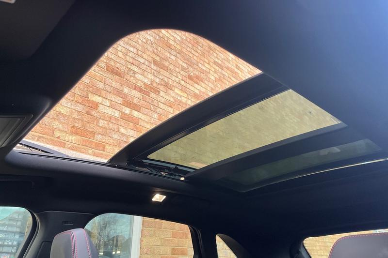 Used Ford Kuga 2025 for sale - 76862476: Photo 31