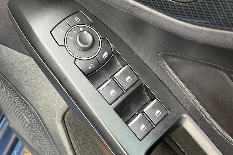 Used Ford Focus 2023 for sale - 76534511: Photo 16