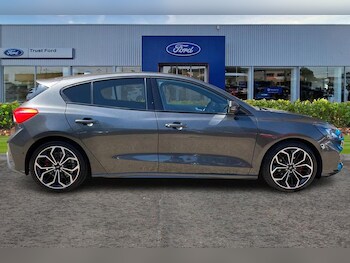 Used Ford Focus 2020 for sale - 78350660: Photo