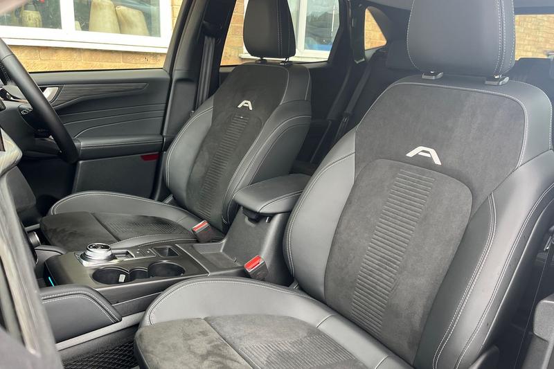 Used Ford Kuga 2025 for sale - 76862475: Photo 19