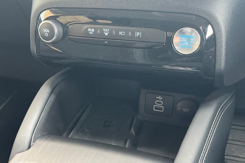 Used Ford Kuga 2025 for sale - 76862475: Photo 32