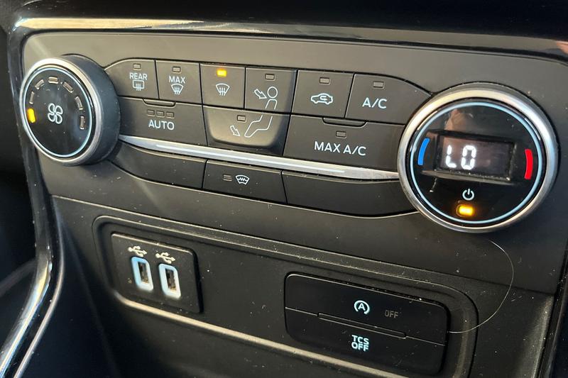 Used Ford Ecosport 2020 for sale - 77718644: Photo 32