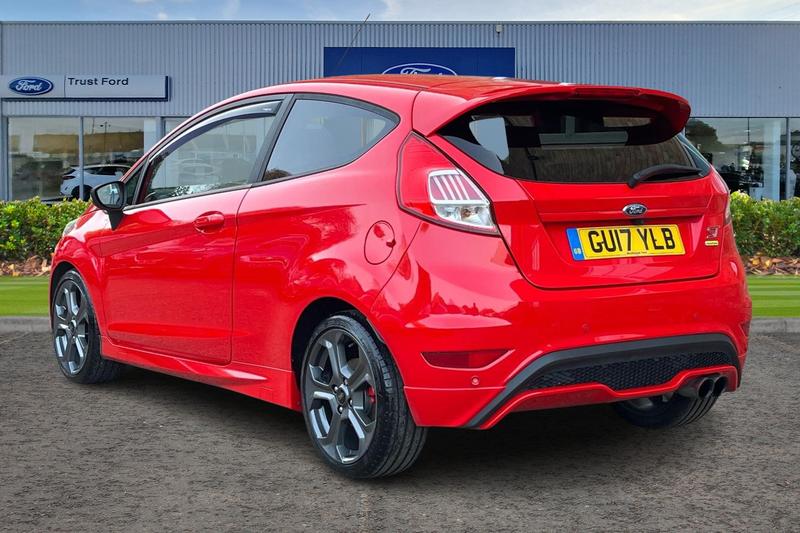 Used Ford Fiesta 2017 for sale - 77910427: Photo 2