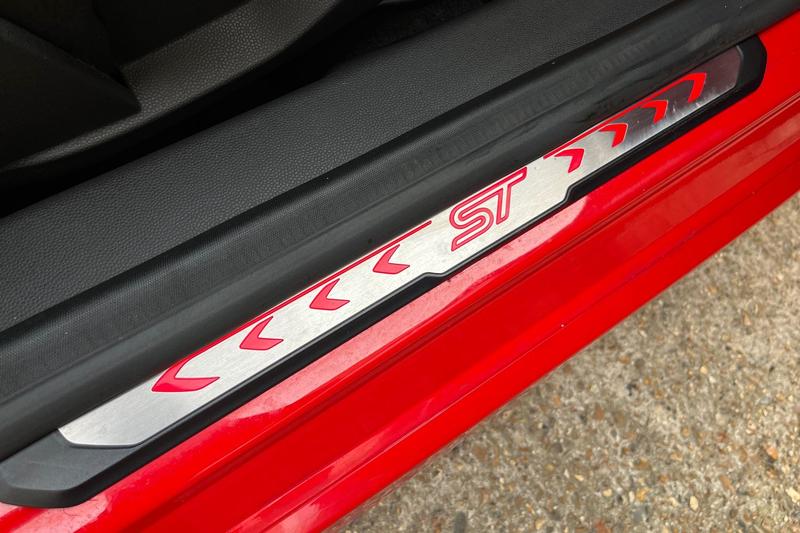 Used Ford Fiesta 2017 for sale - 77910427: Photo 32