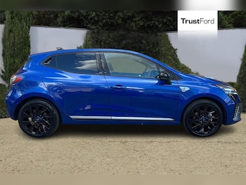 Used Renault Clio 2024 for sale - 79578087: Photo