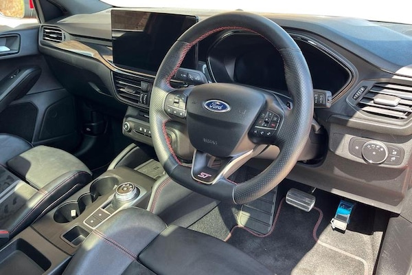 Used Ford Focus 2023 for sale - 75550138: Photo 9