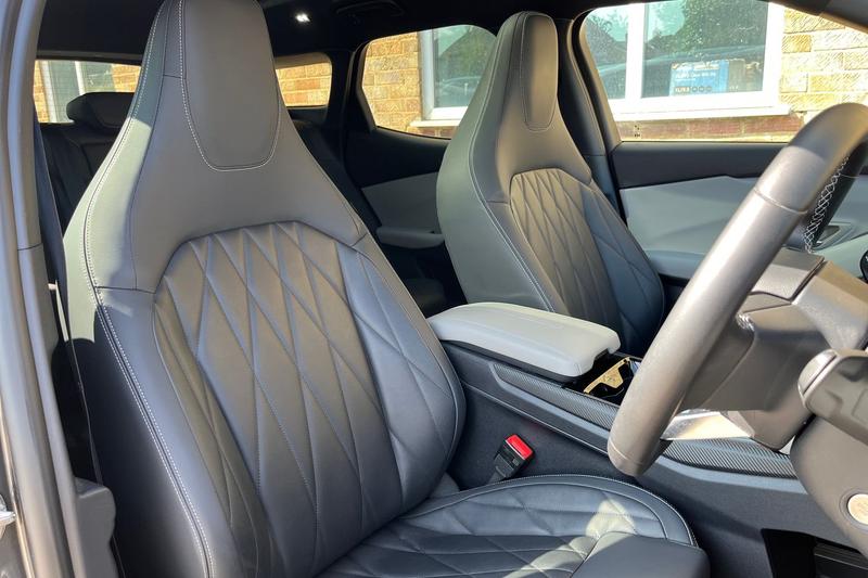 Used Ford Explorer 2024 for sale - 76580899: Photo 17