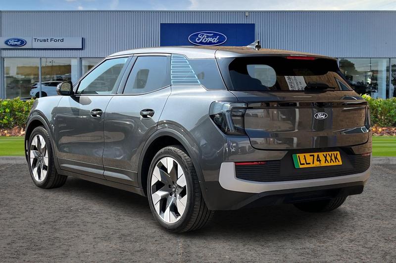 Used Ford Explorer 2024 for sale - 76580899: Photo 2