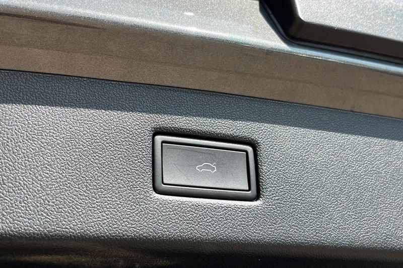 Used Ford Explorer 2024 for sale - 76580899: Photo 26