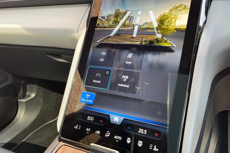 Used Ford Explorer 2024 for sale - 76580899: Photo 33