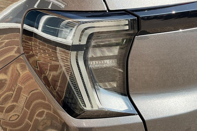 Used Ford Explorer 2024 for sale - 76580899: Photo 35