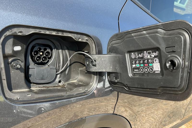 Used Ford Explorer 2024 for sale - 76580899: Photo 39