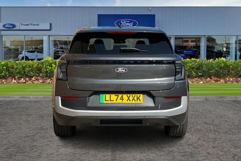 Used Ford Explorer 2024 for sale - 76580899: Photo 7