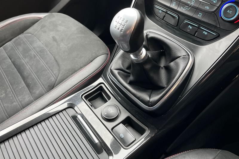 Used Ford Kuga 2018 for sale - 78186388: Photo 24