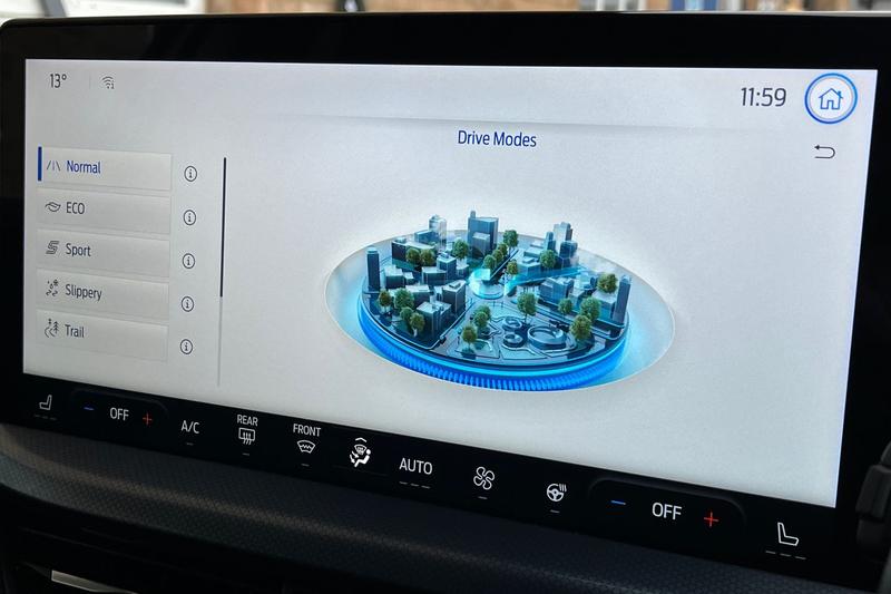 Used Ford Focus 2022 for sale - 76545418: Photo 31