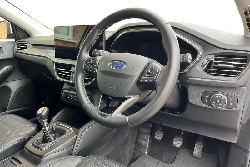Used Ford Focus 2022 for sale - 76545418: Photo 9